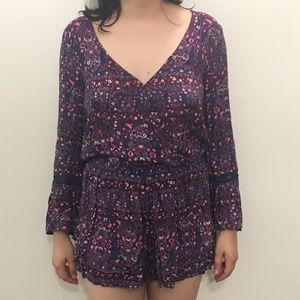 American Eagle Purple Patterned Long-sleeve Romper